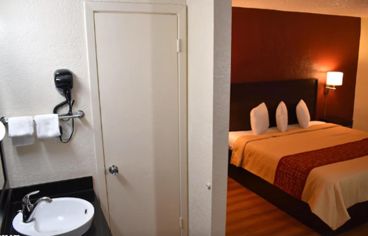 Red Roof Inn San Antonio Northeast - Rittiman Rd Luaran gambar
