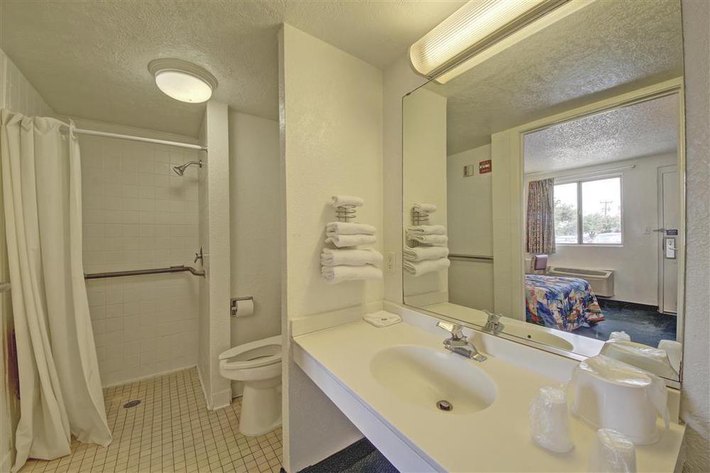 Red Roof Inn San Antonio Northeast - Rittiman Rd Bilik gambar